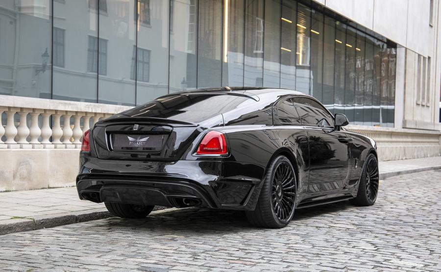  Rolls-Royce Wraith by ONYX Concept 2019 года  (фото 31 из 36)